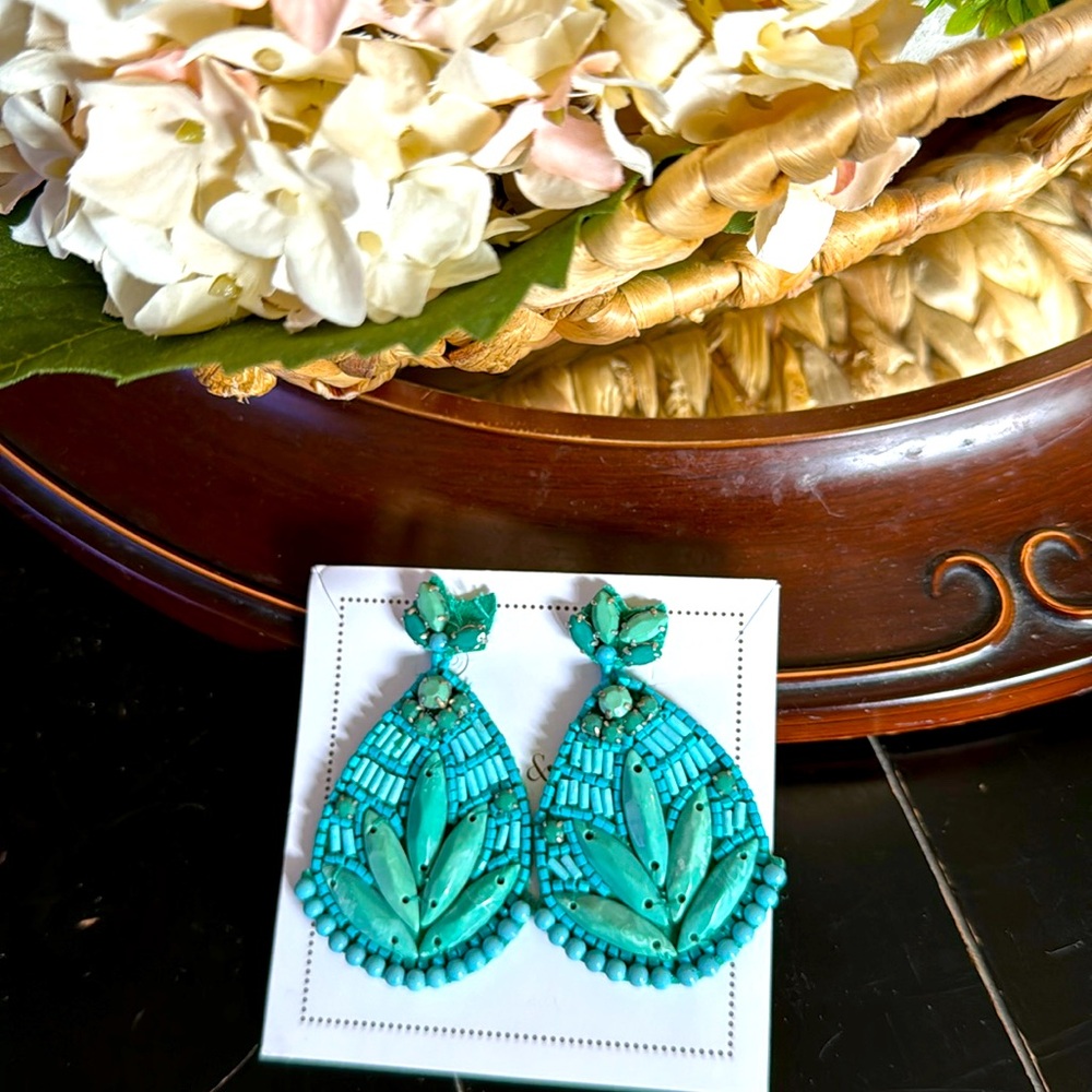 Stella and dot turquoise colored earrings